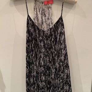 Reversible Express tank top